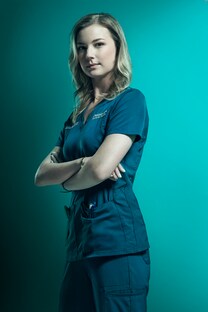 Nicolette Nevin Emily VanCamp The Resident