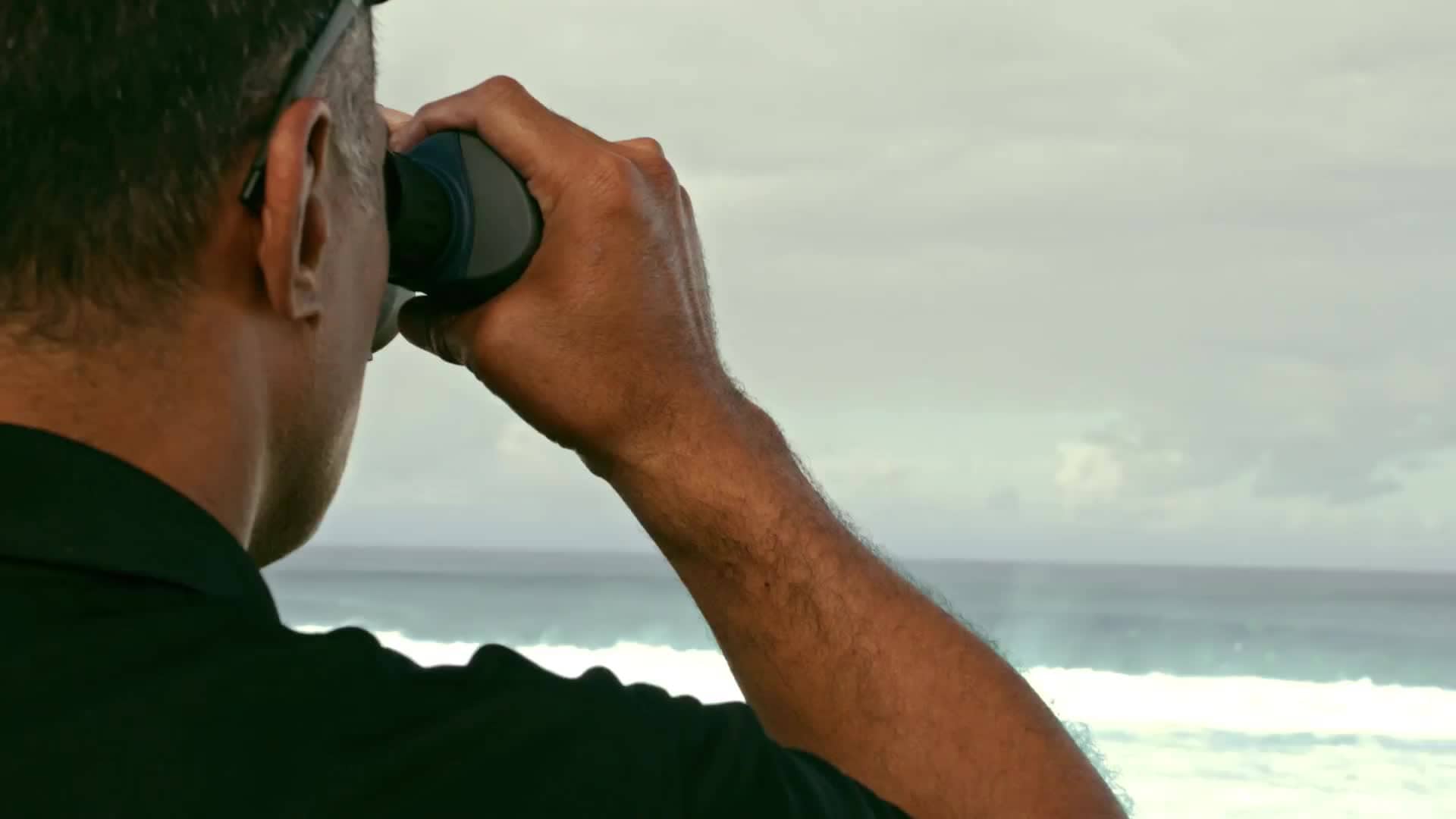 Rescue: HI-Surf: Season 1, Episode 1, "Pilot" Watch Online - Fox Nation